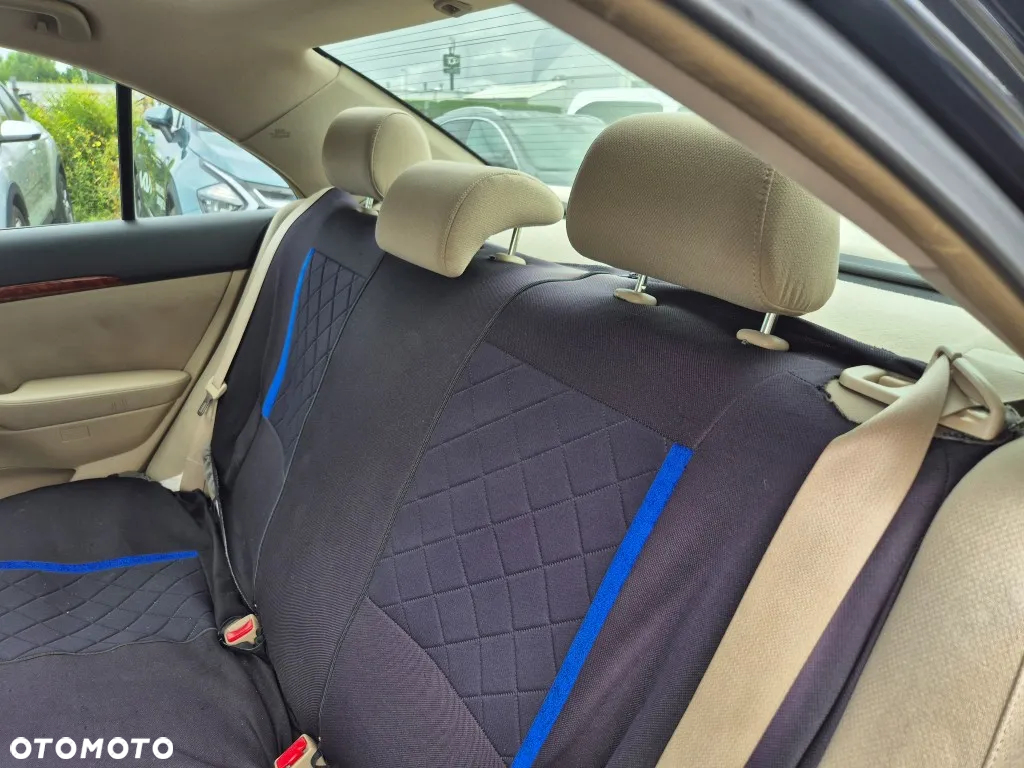 Toyota Avensis 1.8 VVT-i Sol - 12
