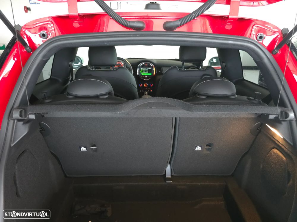 MINI 3 Portas Cooper Auto - 26