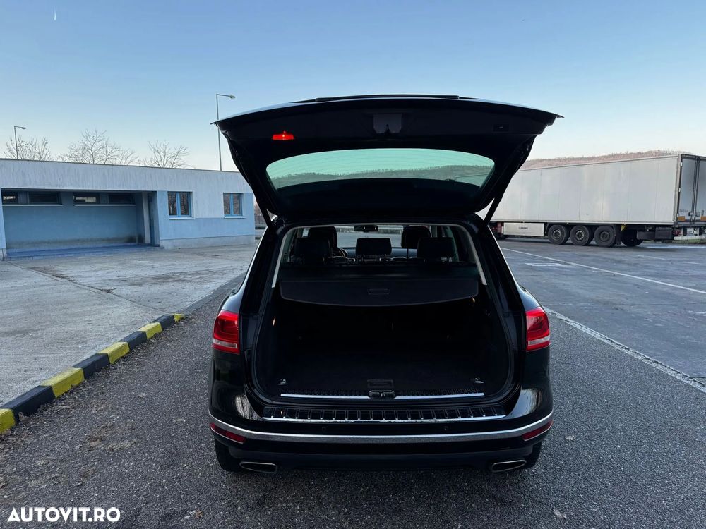 Volkswagen Touareg - 14