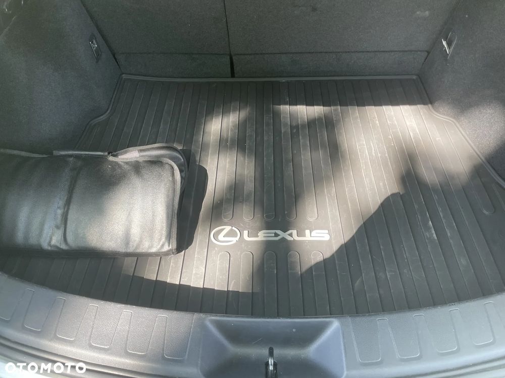 Lexus UX 200 GPF Business 2WD - 7