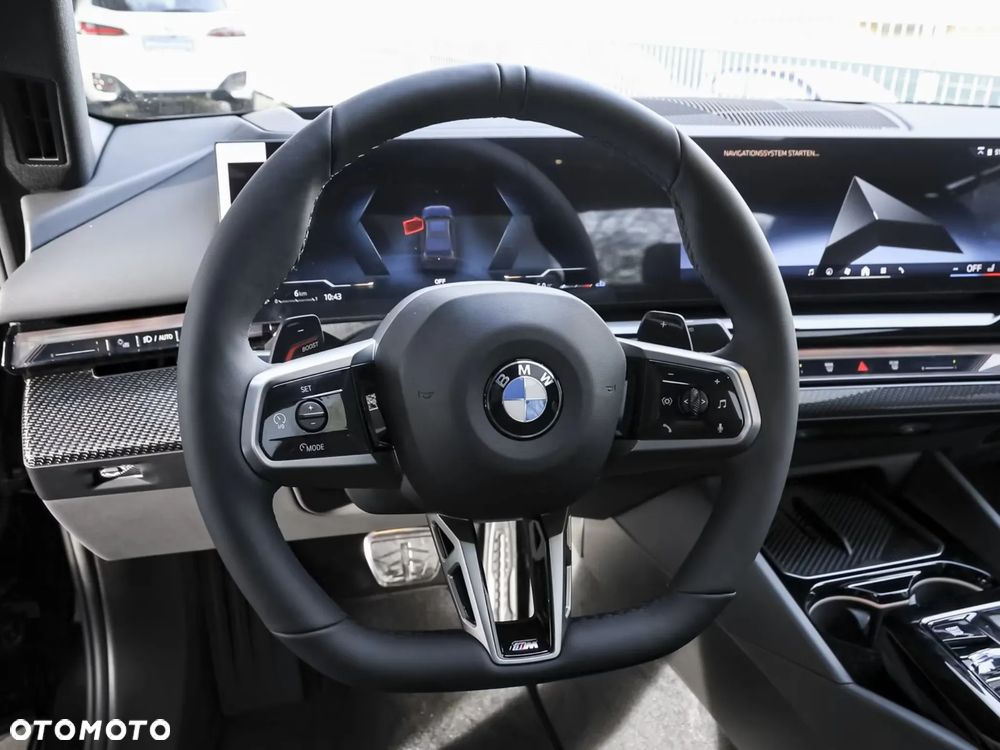 BMW Seria 5 540d xDrive mHEV M Sport - 11