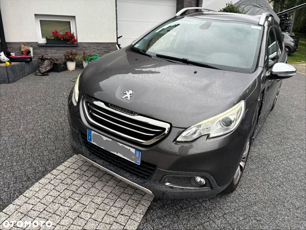 Peugeot 2008 - 5