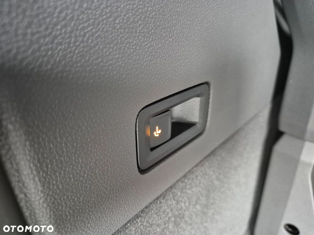 Volkswagen Multivan 2.0 TSI L2 DSG - 11