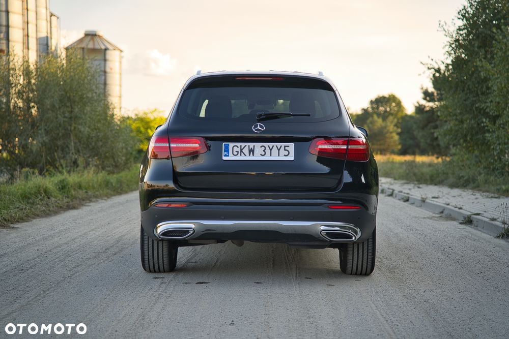 Mercedes-Benz GLC 220 d 4-Matic - 5