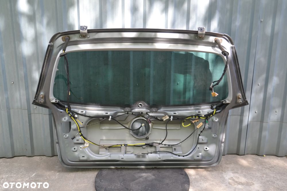 VW GOLF V HB KLAPA BAGAŻNIKA Z SZYBĄ LA7T POMORSKIE - 2