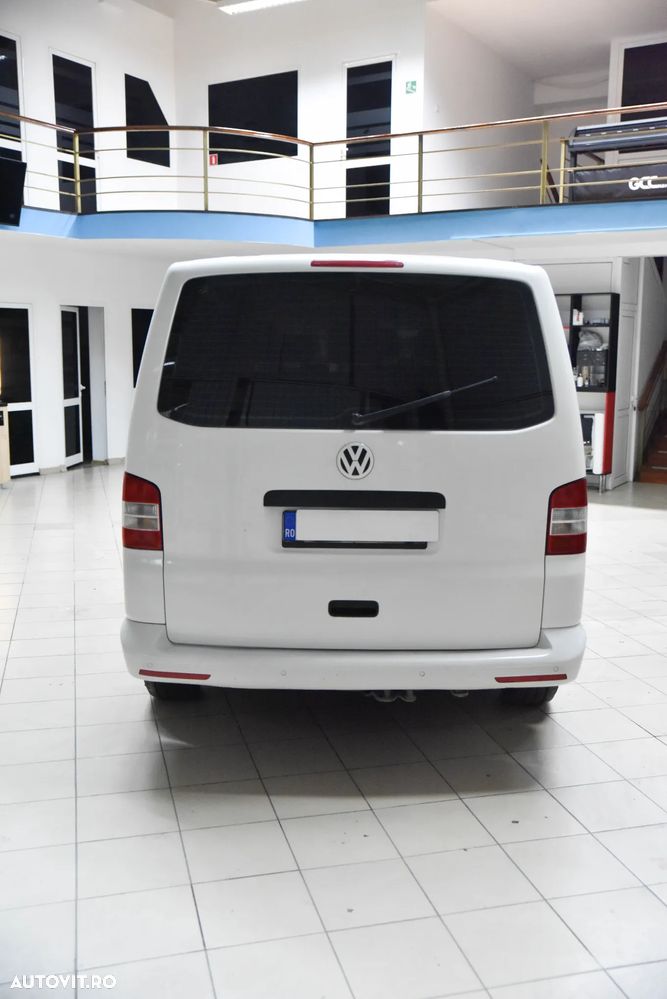Volkswagen Transporter - 9