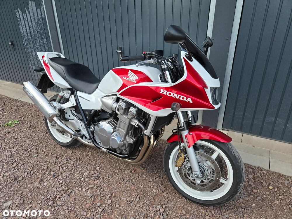 Honda CB - 3