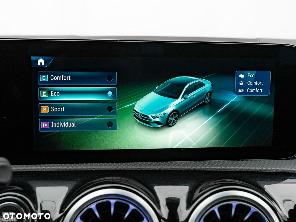 Mercedes-Benz Klasa A 200 d 4-Matic Progressive 8G-DCT - 16