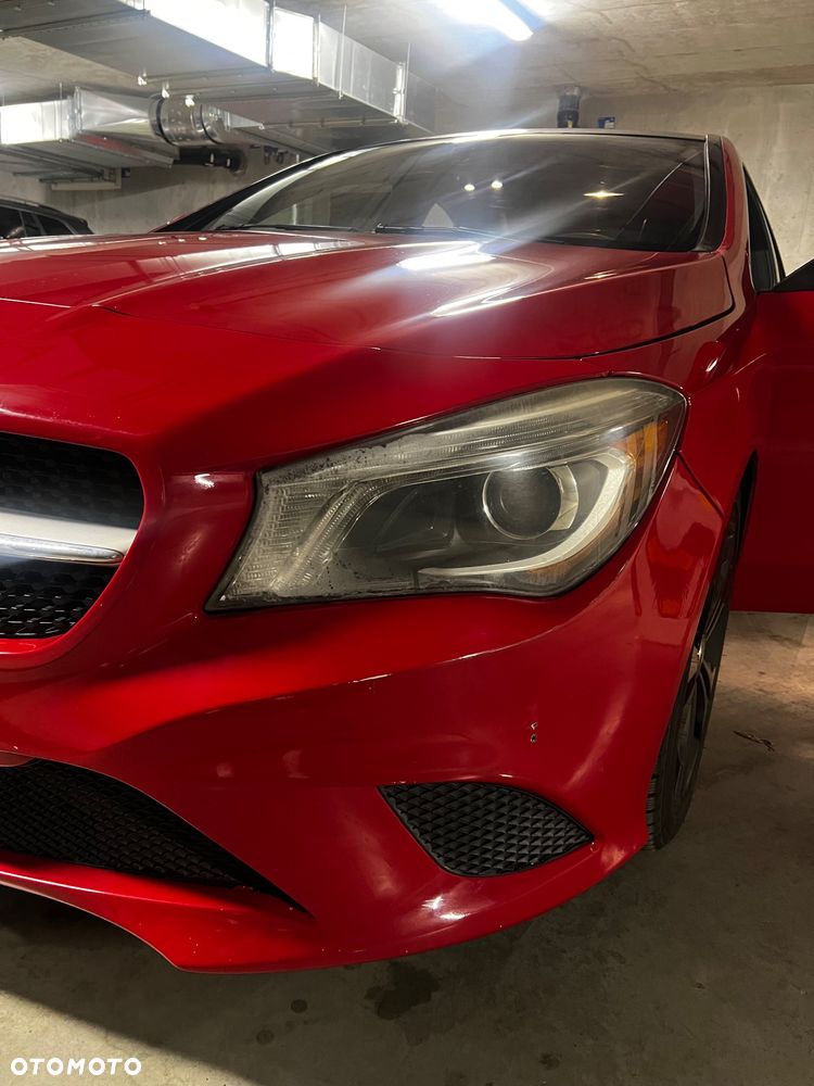 Mercedes-Benz CLA 250 7G-DCT - 12