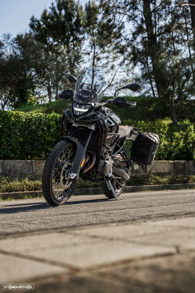 BMW F 900 GS Triple Black - 2