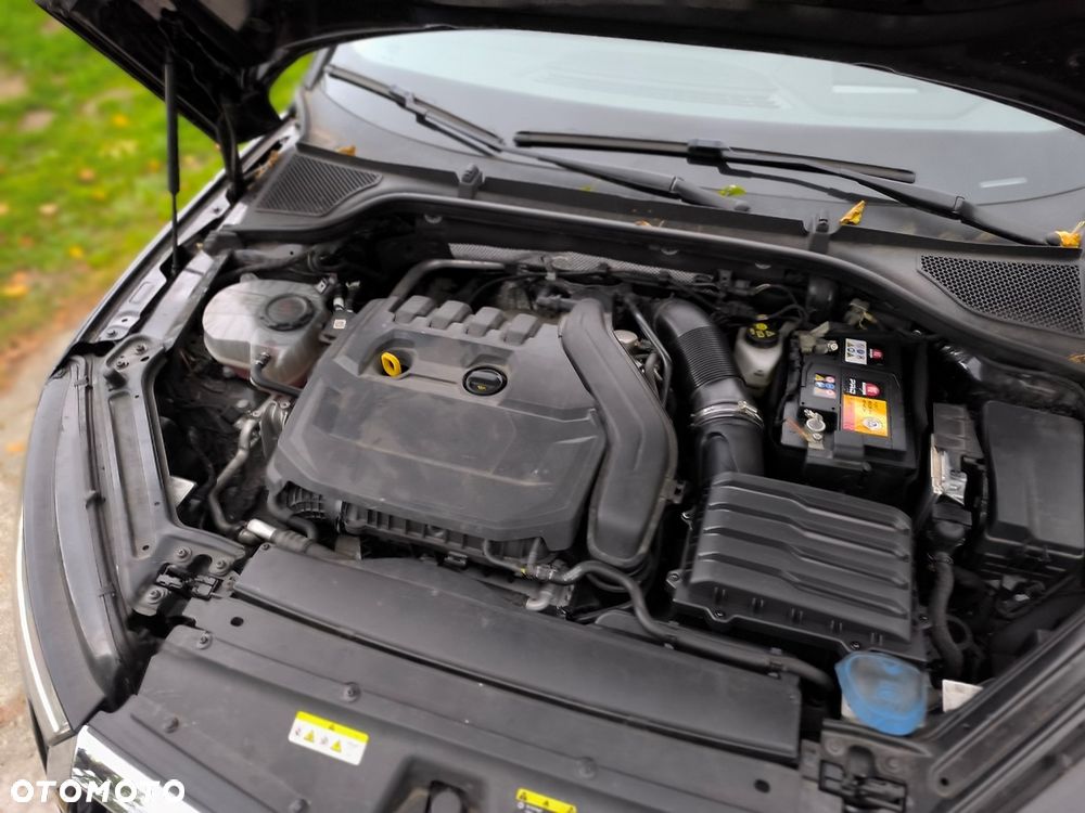 Skoda Octavia 1.5 TSI Scout First Edition - 40