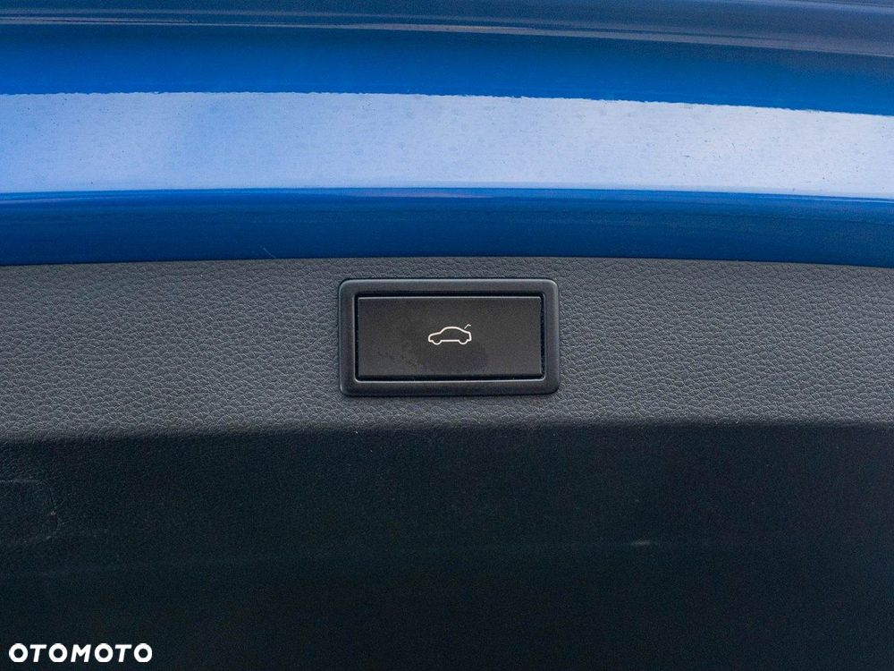 Skoda Karoq 2.0 TDI SCR 4x4 Style DSG - 25