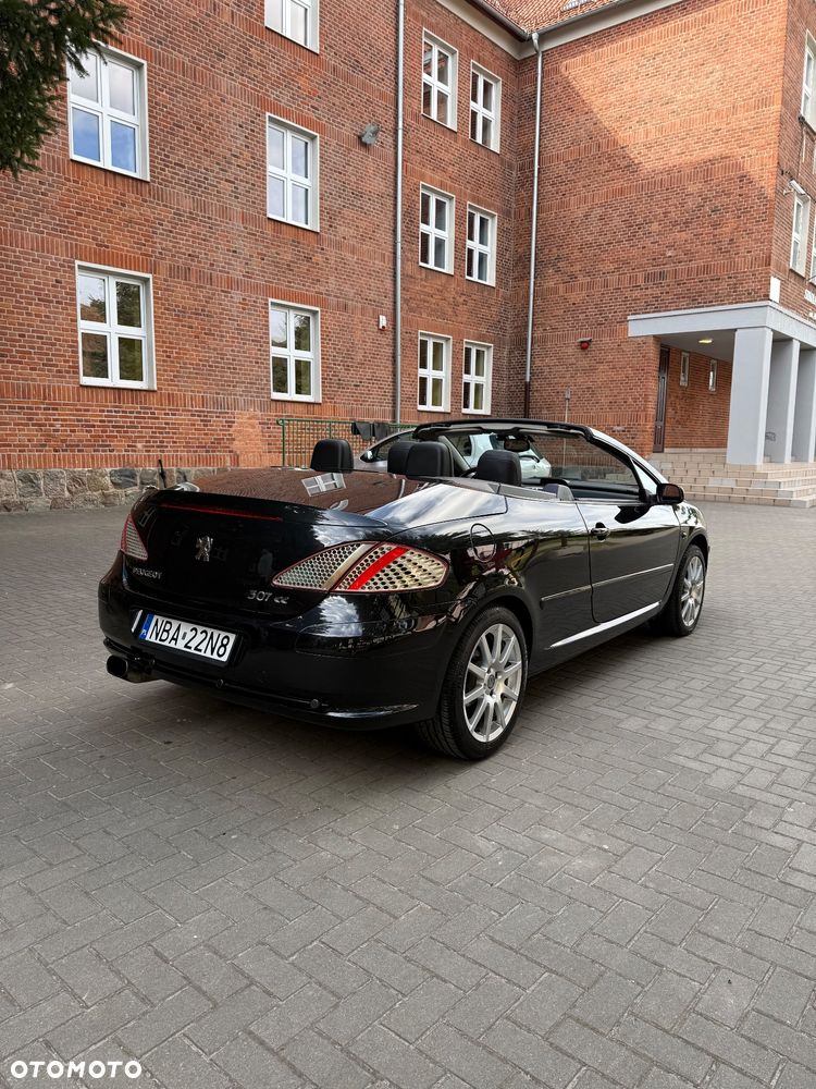Peugeot 307 CC 2.0 - 12