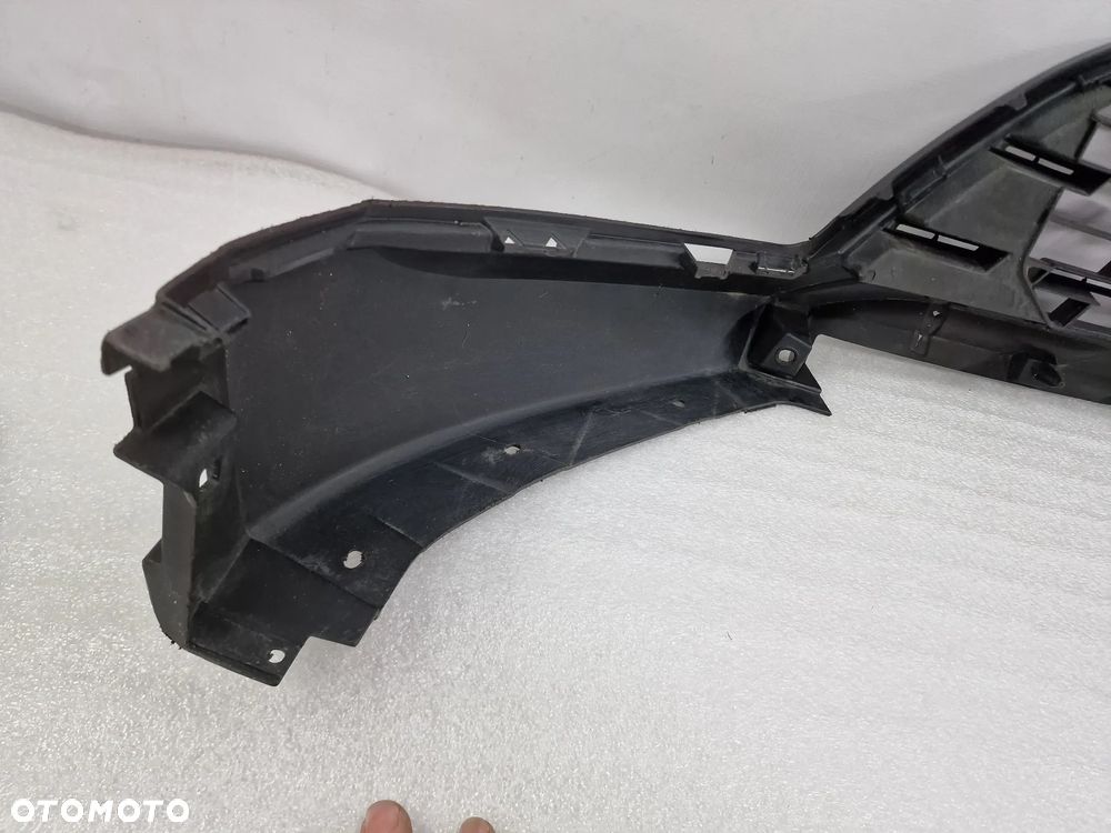 RENAULT CAPTUR II 19- KRATKA ŚRODKOWA ZDERZAKA PRZEDNIEGO PRZÓD / SPOJLER POD ZDERZAK PRZEDNI PRZÓD , NR 620260503R , NR AUKCJI KR405 - 13