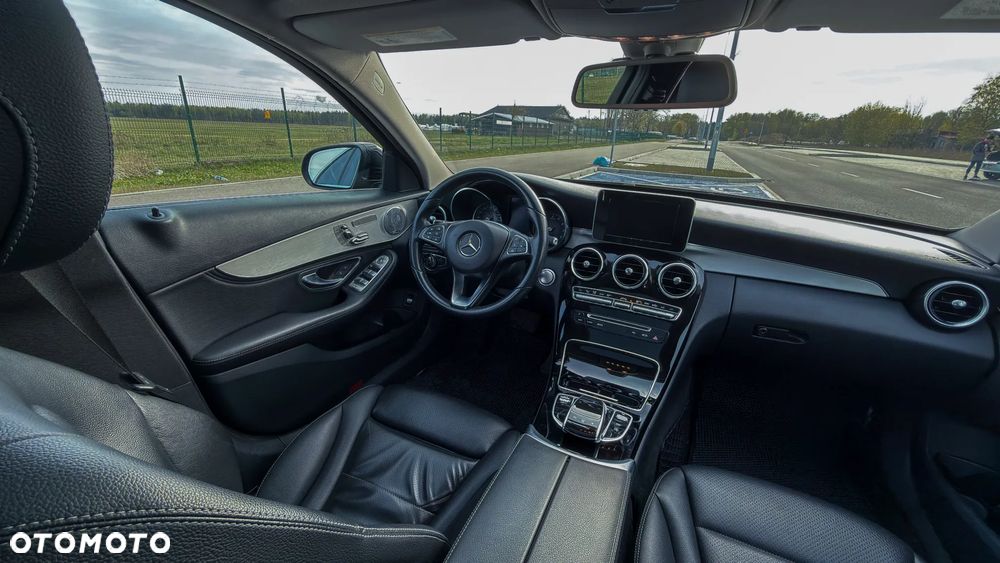Mercedes-Benz Klasa C 300 7G-TRONIC Avantgarde - 9