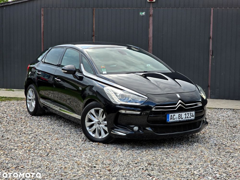 Citroën DS5 Hybrid4 EGS6 SportChic - 1