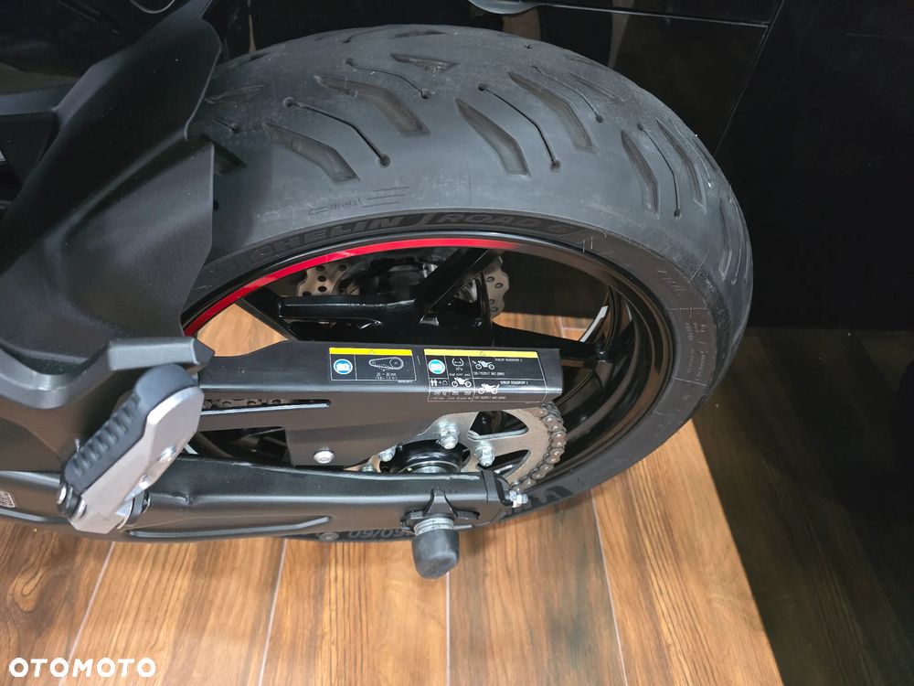 Kawasaki Z 650 - 11