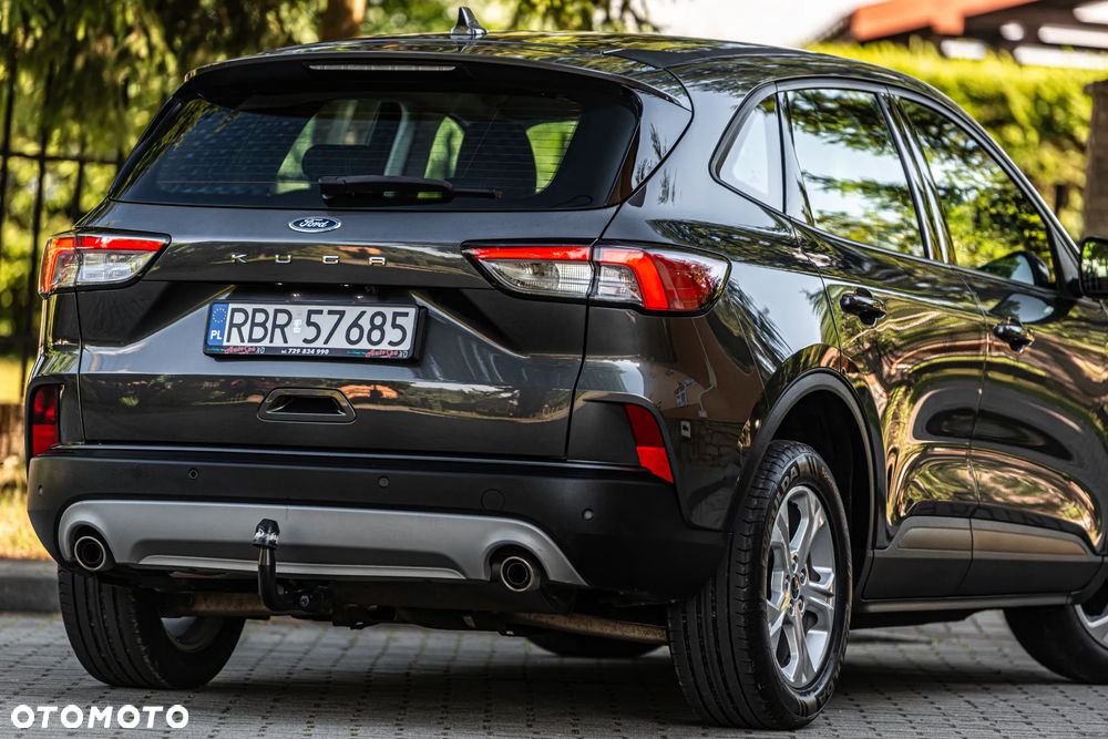 Ford Kuga - 10