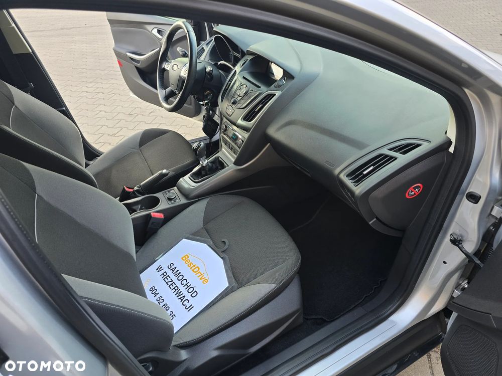 Ford Focus - 11