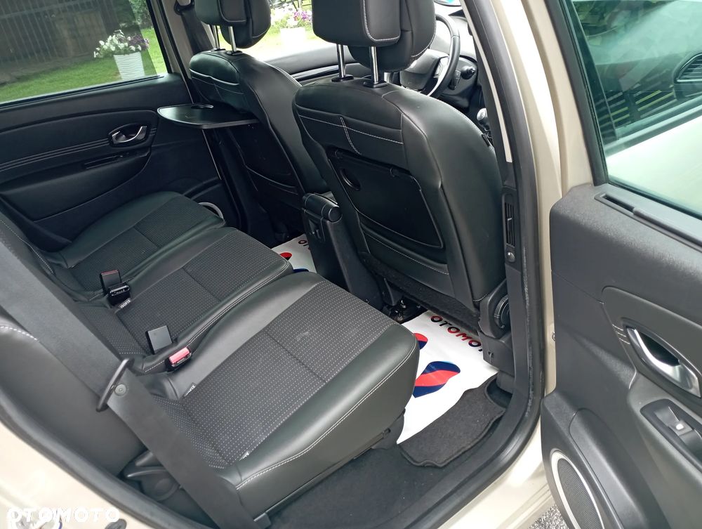 Renault Scenic 1.6 16V 110 Expression - 19