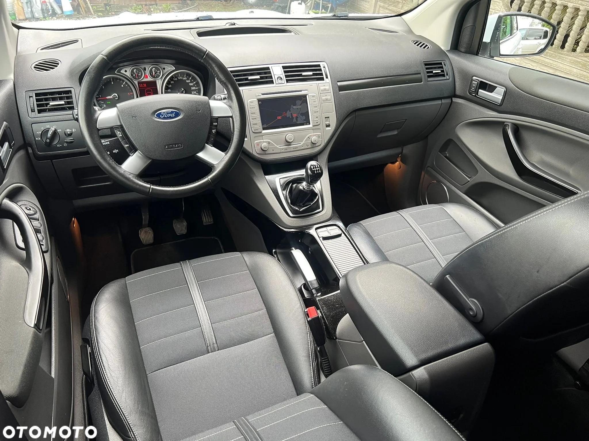 Ford Kuga 2.0 TDCi 4WD Titanium - 28