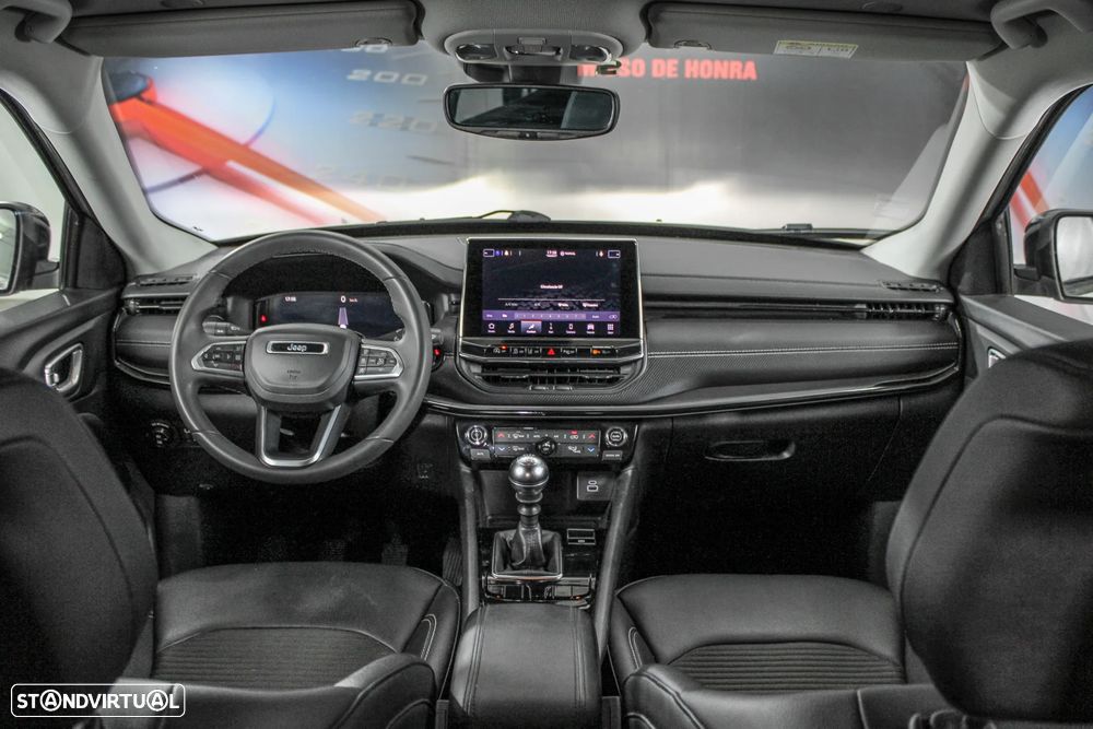 Jeep Compass 1.6 MultiJet Night Eagle - 3