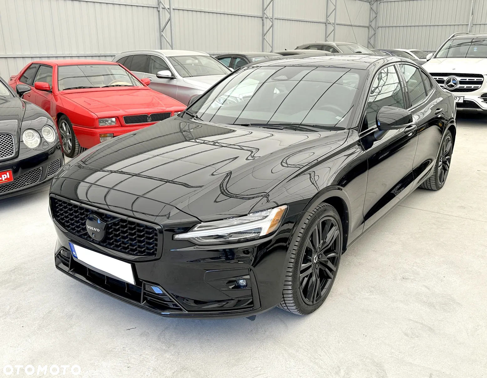 Volvo S60 B5 B AWD Plus Dark - 3