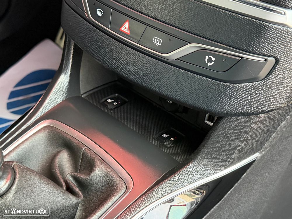 Peugeot 308 PureTech 130 GPF Stop & Start GT Pack - 25