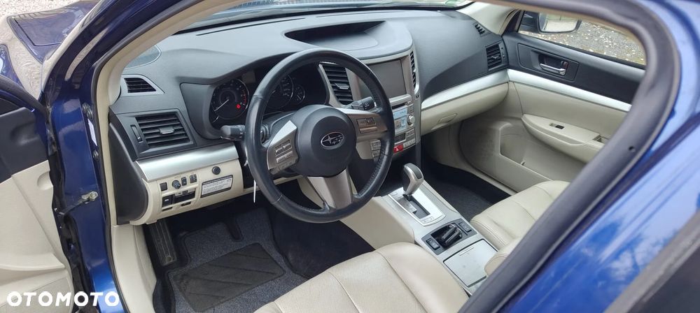 Subaru Outback 2.5i Lineartronic Comfort - 5