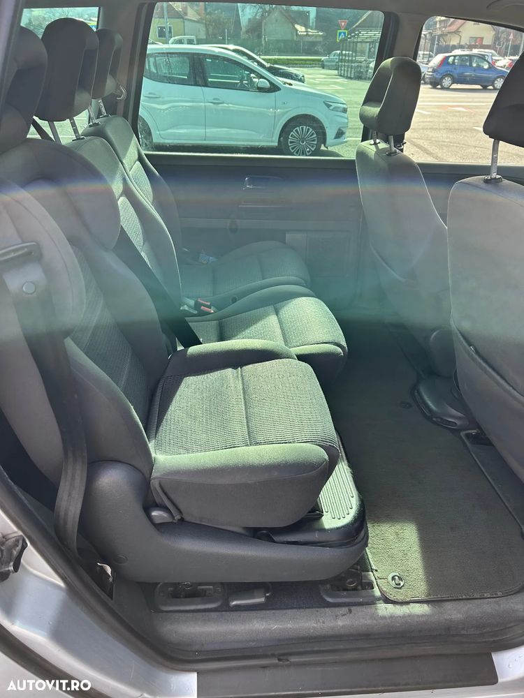 Volkswagen Sharan 1.9 TDI Exclusive Edition - 12