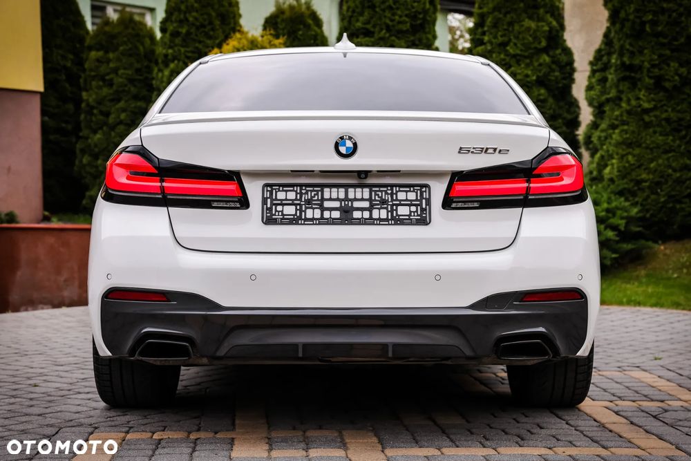 BMW Seria 5 530e M Sport sport - 12