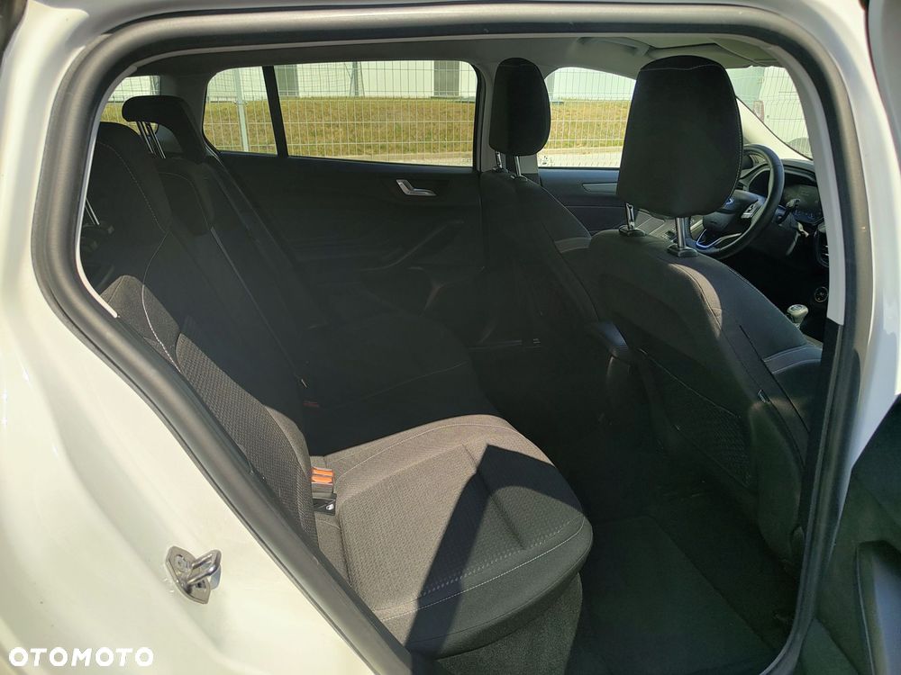 Ford Focus 1.5 EcoBlue STart-Stopp-System TITANIUM - 13