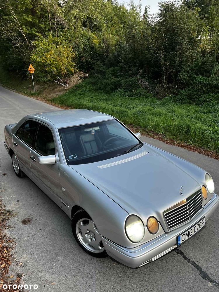 Mercedes-Benz Klasa E 220 CDI Avantgarde - 2
