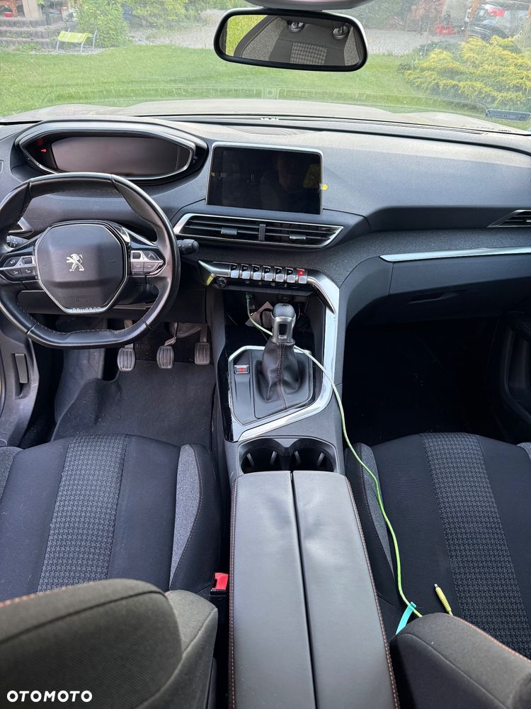 Peugeot 3008 1.6 BlueHDi Active S&S - 11