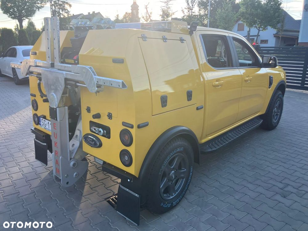 Ford Ranger EUKRAN holownik miejski pomoc drogowa widły - 3