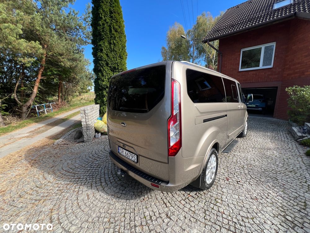 Ford Tourneo Custom - 6