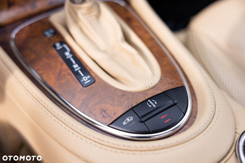 Mercedes-Benz CLS 500 7G-TRONIC - 31