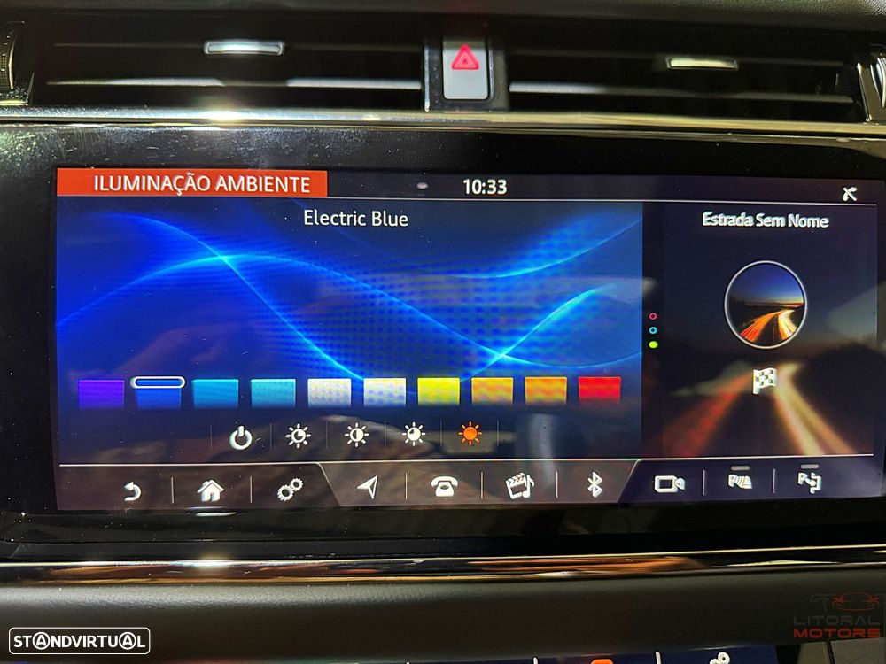 Land Rover Range Rover Evoque P300e R-Dynamic HSE - 41