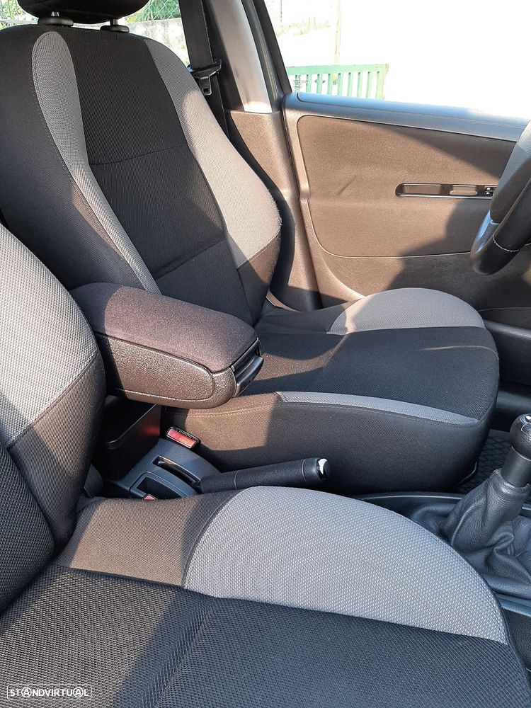 Peugeot 207 SW 1.6 HDi Trendy - 6