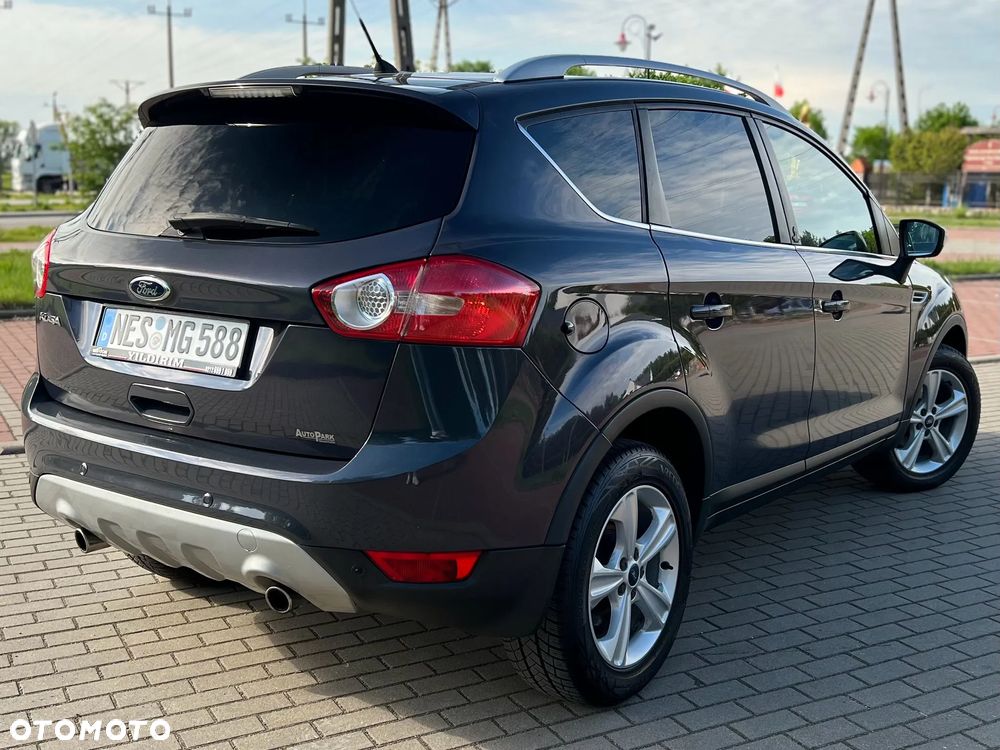 Ford Kuga 2.0 TDCi 4x4 Titanium - 4
