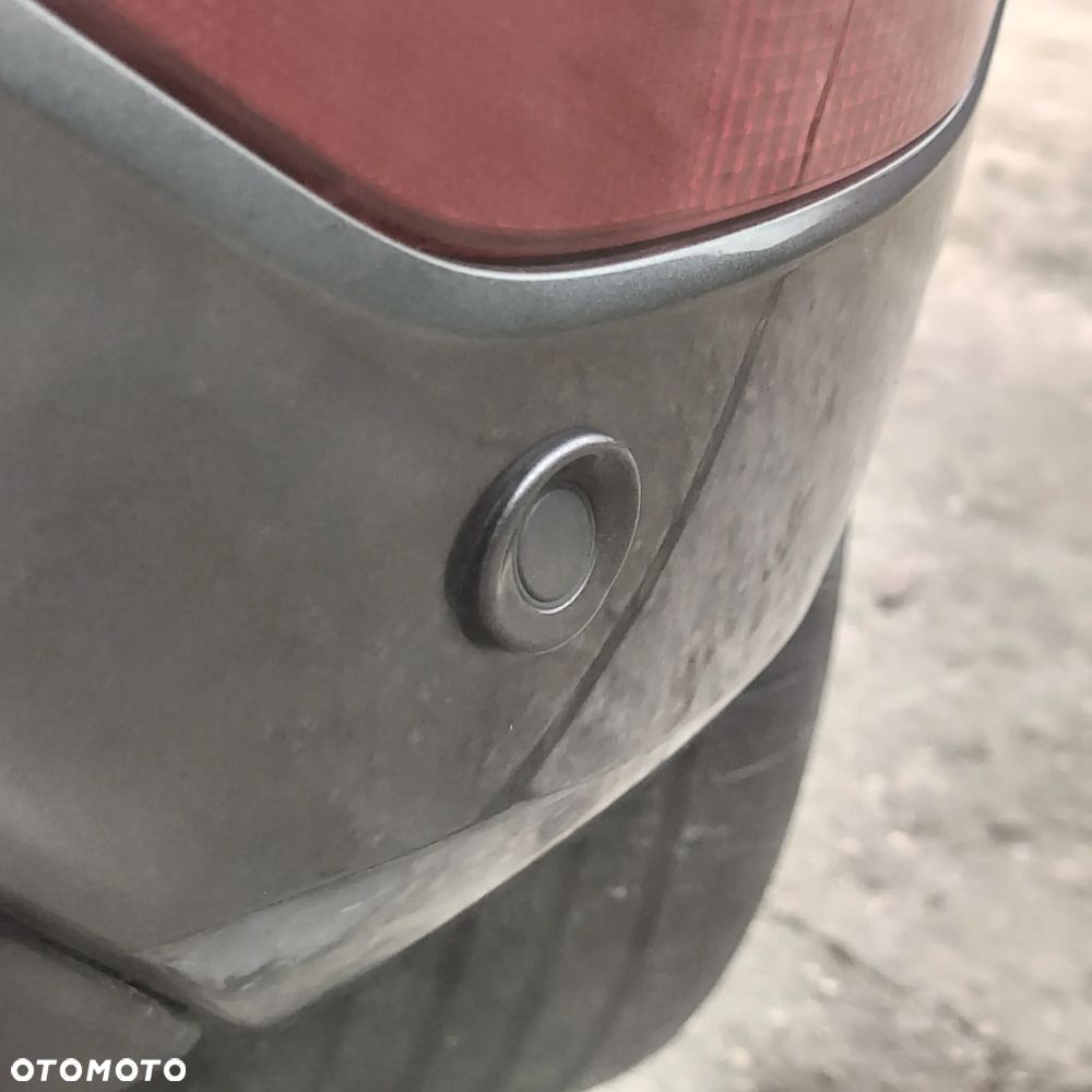 Ford Fiesta - 12