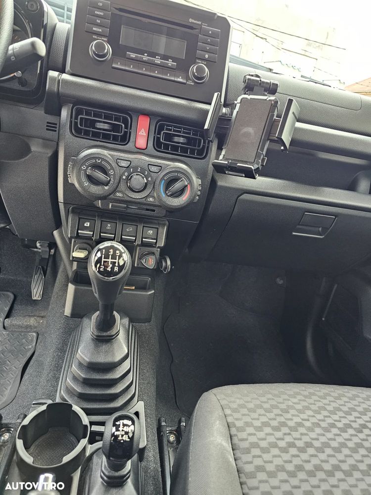 Suzuki Jimny 1.5 ALLGRIP Cool - 12