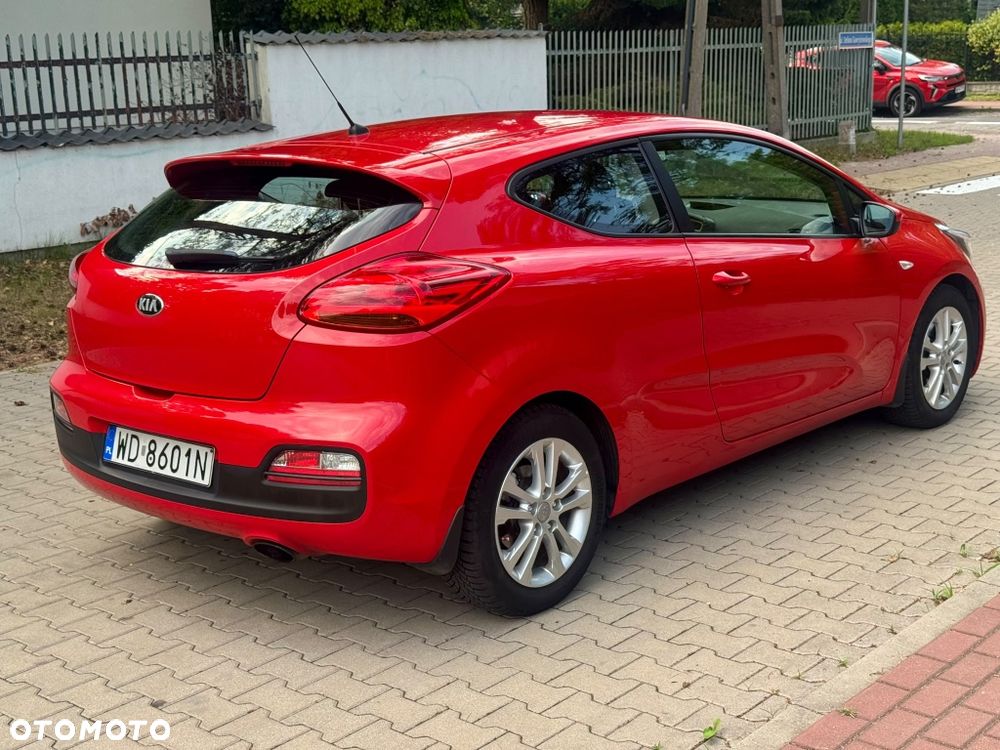 Kia ProCeed - 4