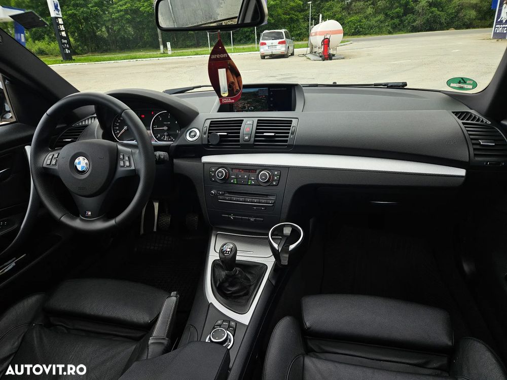 BMW Seria 1 123d - 8
