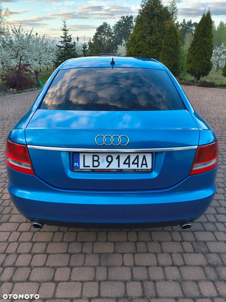 Audi A6 Limousine 2.4 - 9