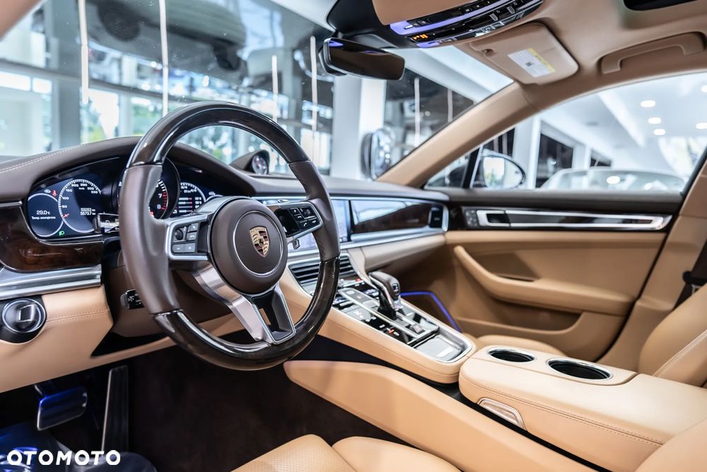 Porsche Panamera 4S GPF Executive - 26