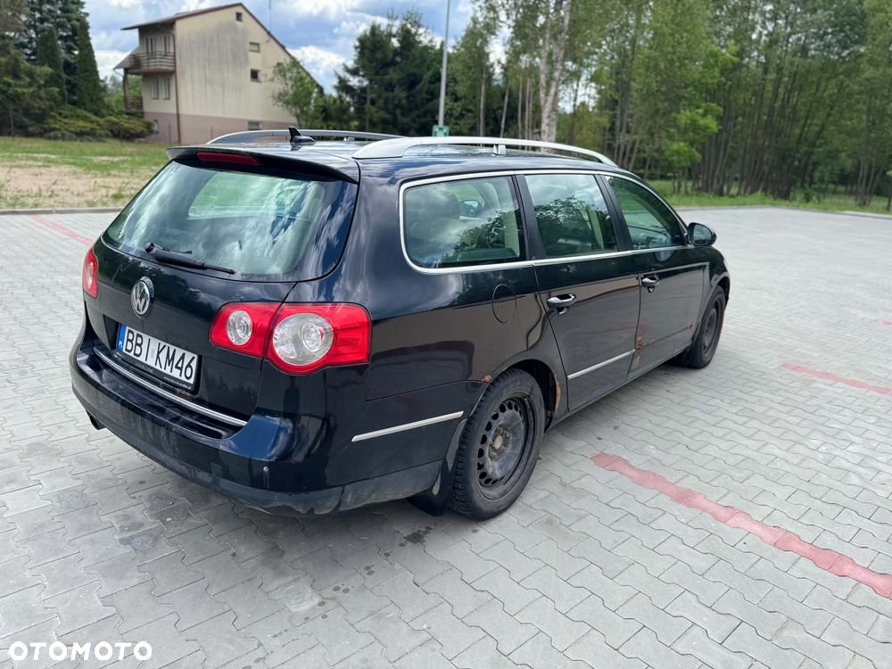 Volkswagen Passat - 4