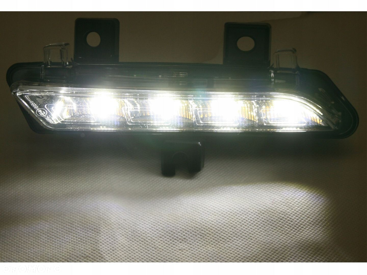 LAMPA JAZDY DZIENNEJ LED RENAULT CLIO IV 4 2012-16 - 2