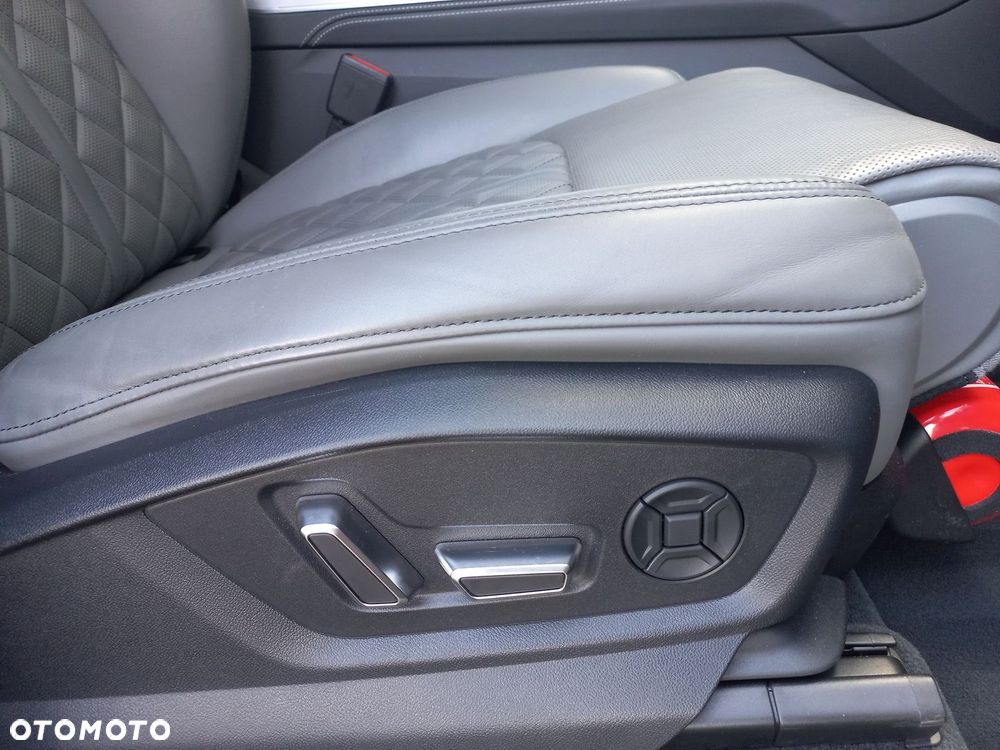 Audi SQ7 4.0 TDI Quattro Tiptronic - 37