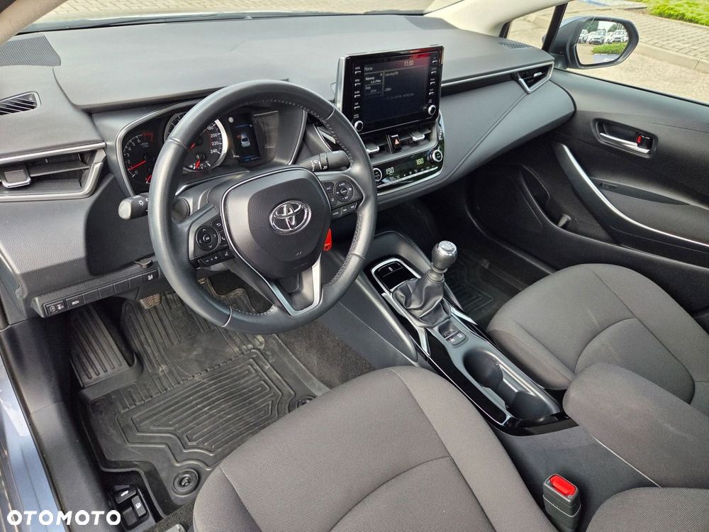 Toyota Corolla - 21